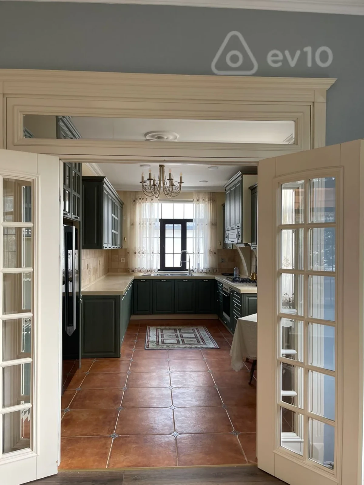 Satılır 5 otaqlı həyət evi 150 m²