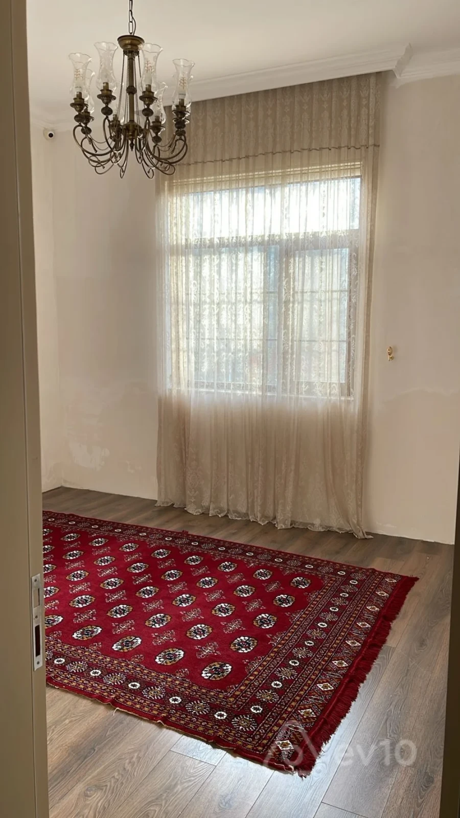 Satılır 5 otaqlı həyət evi 150 m²