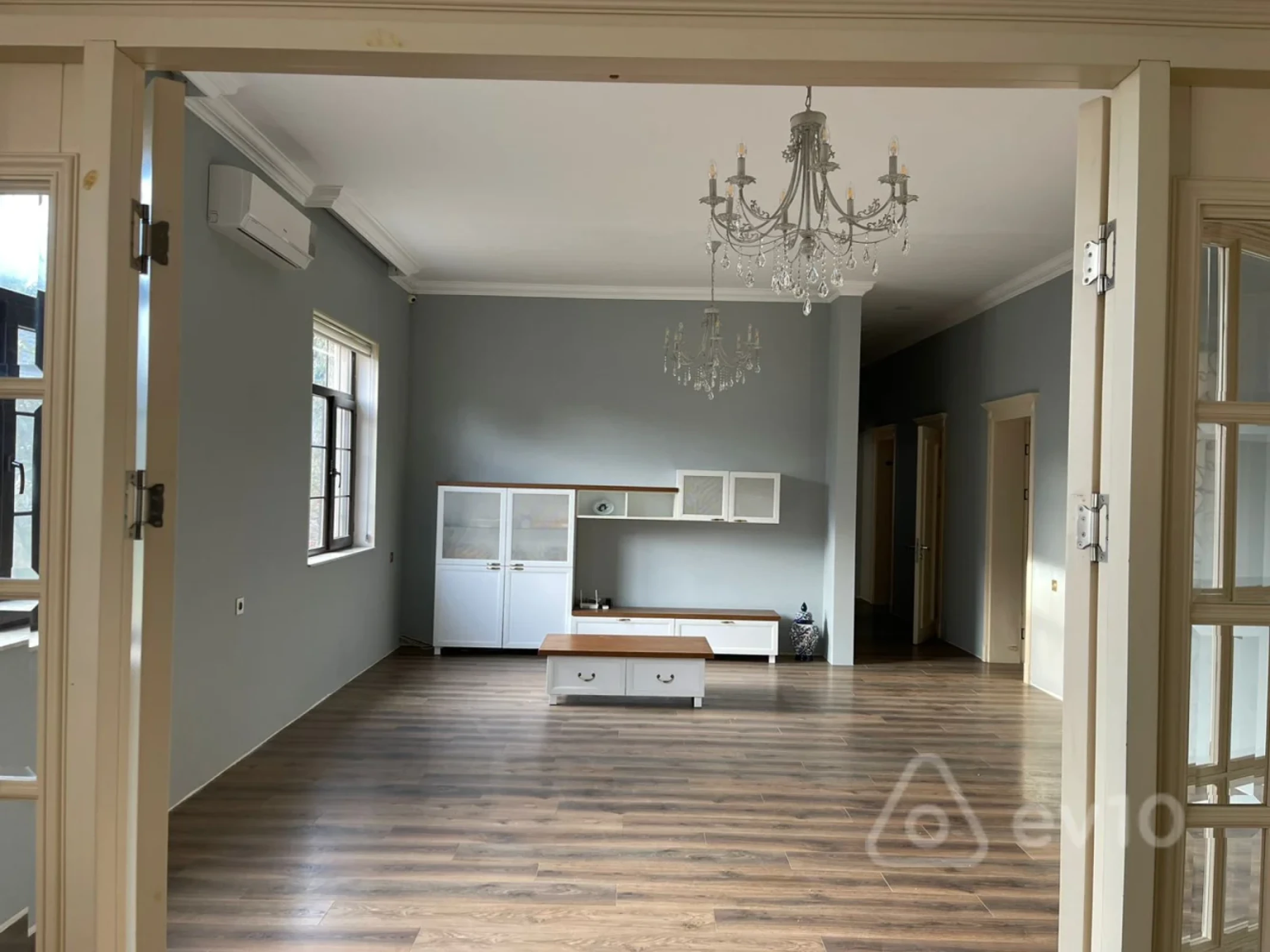 Satılır 5 otaqlı həyət evi 150 m²