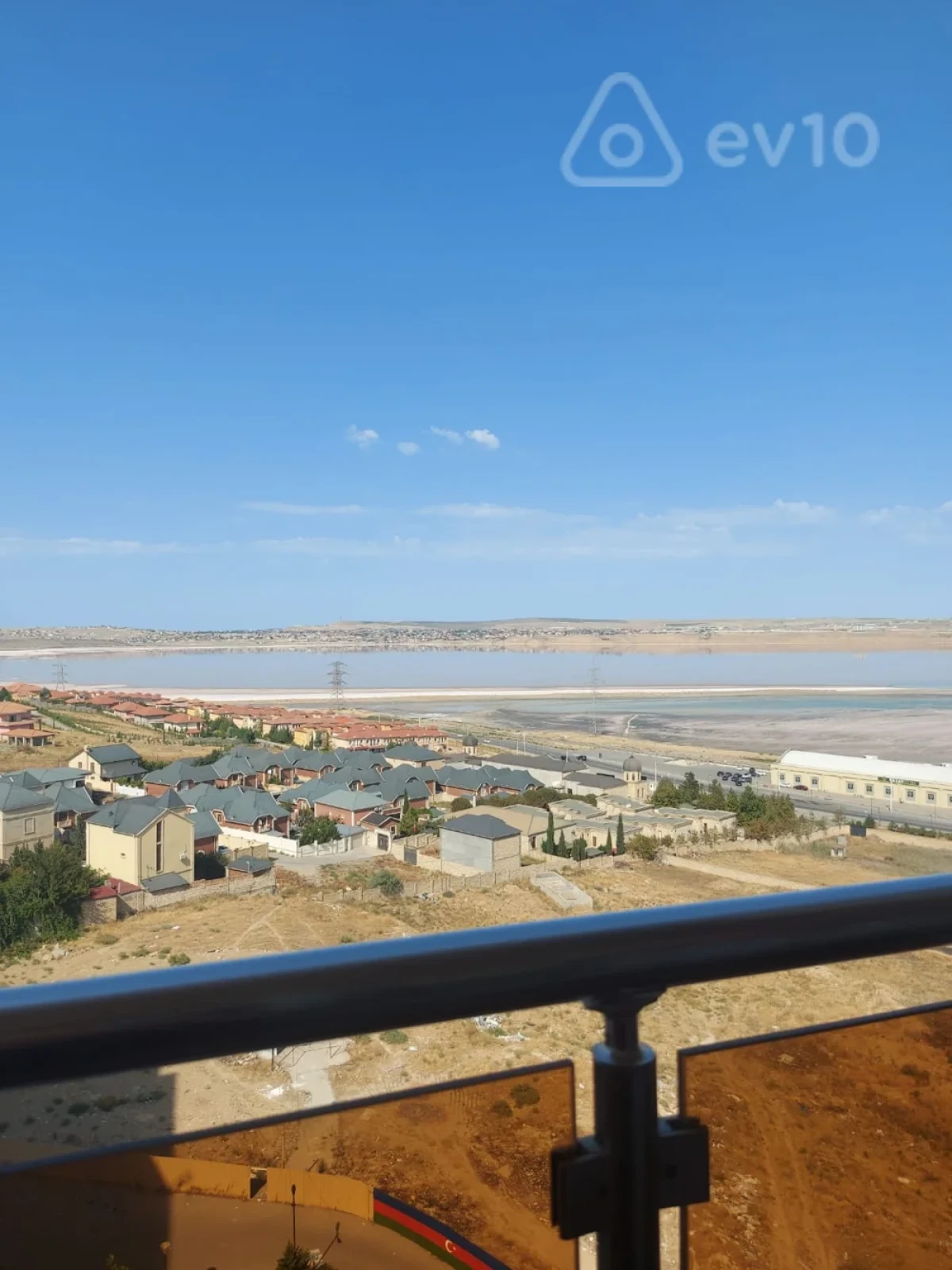 Satılır 2 otaqlı yeni tikili 60 m²