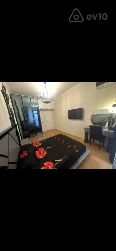 Kirayə verilir 3 otaqlı yeni tikili 80 m²