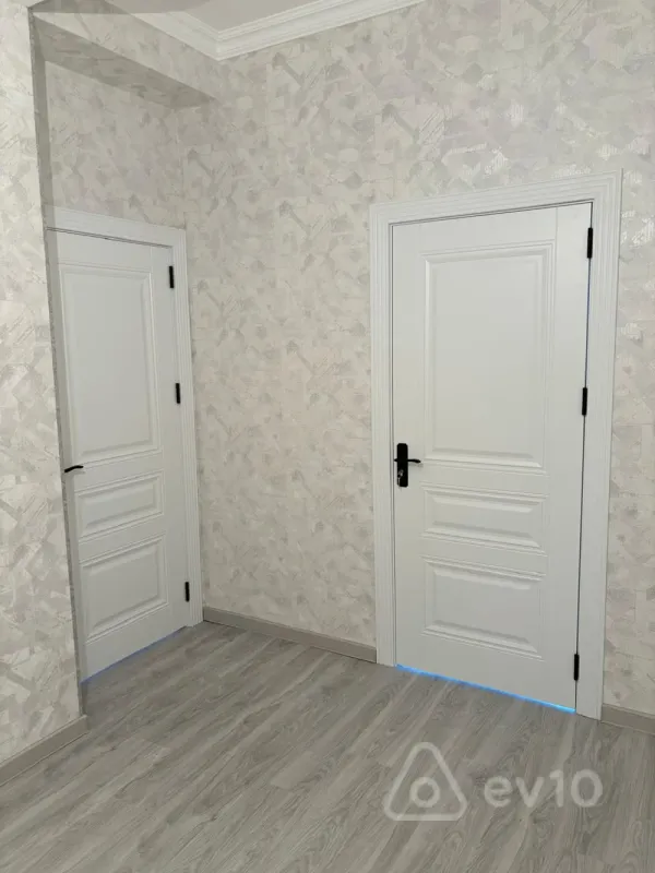 Satılır 3 otaqlı yeni tikili 83 m²