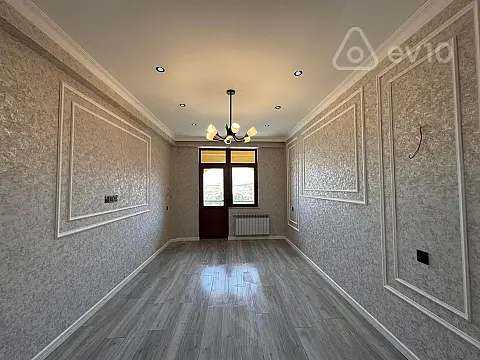 Satılır 2 otaqlı yeni tikili 72 m²
