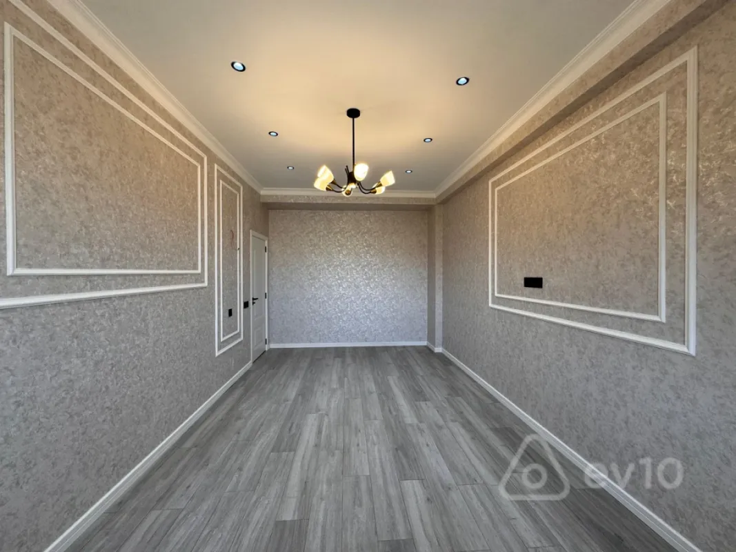 Satılır 2 otaqlı yeni tikili 72 m²