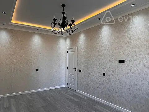 Satılır 2 otaqlı yeni tikili 72 m²
