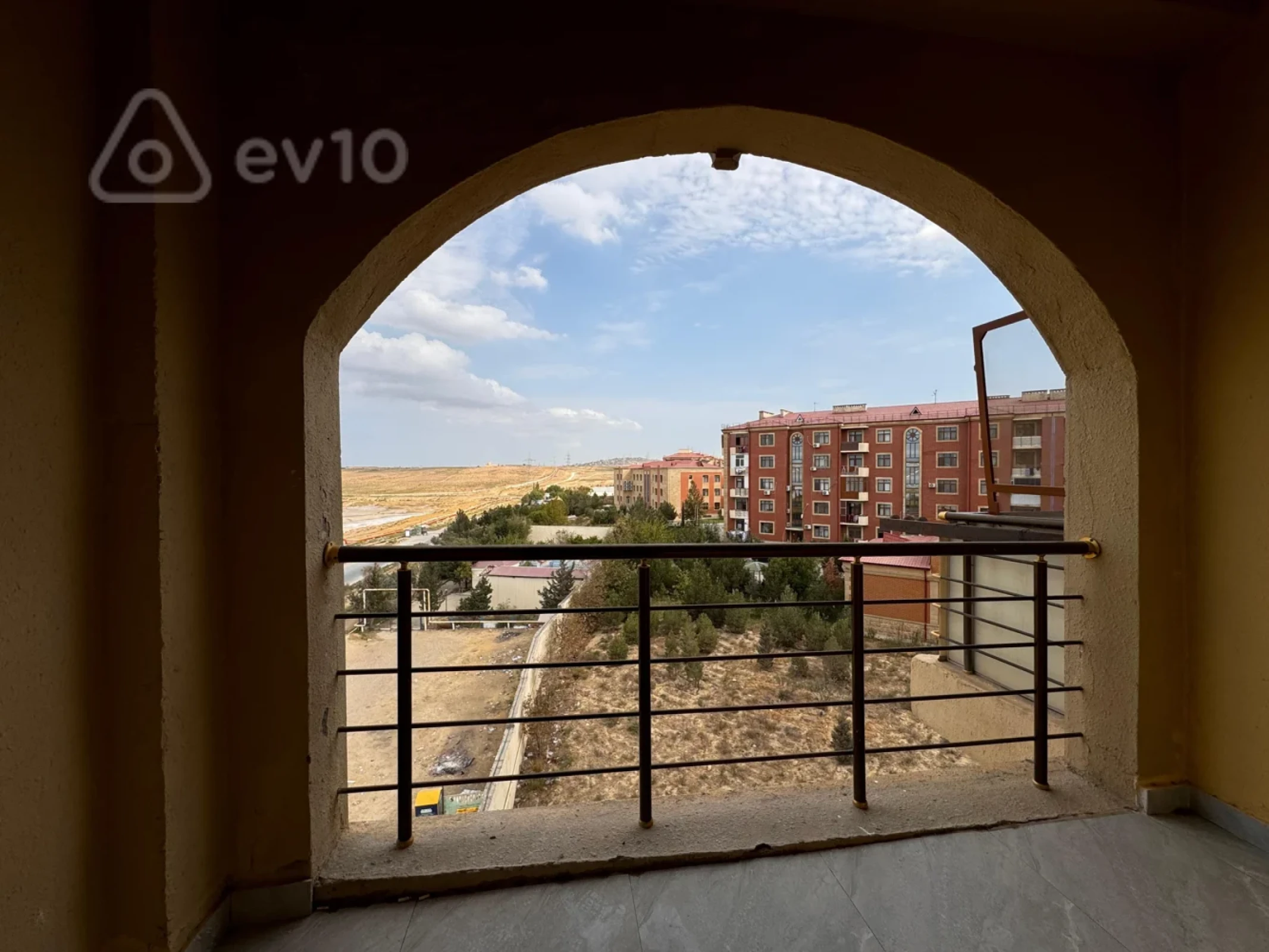 Satılır 2 otaqlı yeni tikili 72 m²