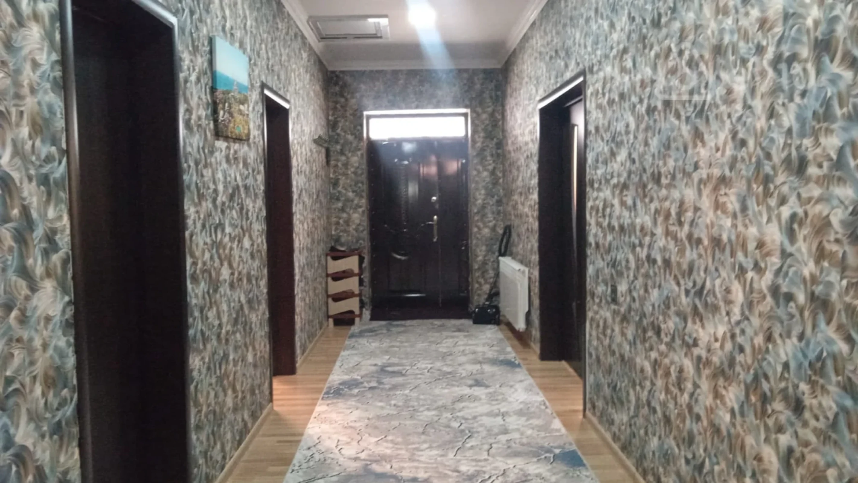 Satılır 4 otaqlı həyət evi 205 m²