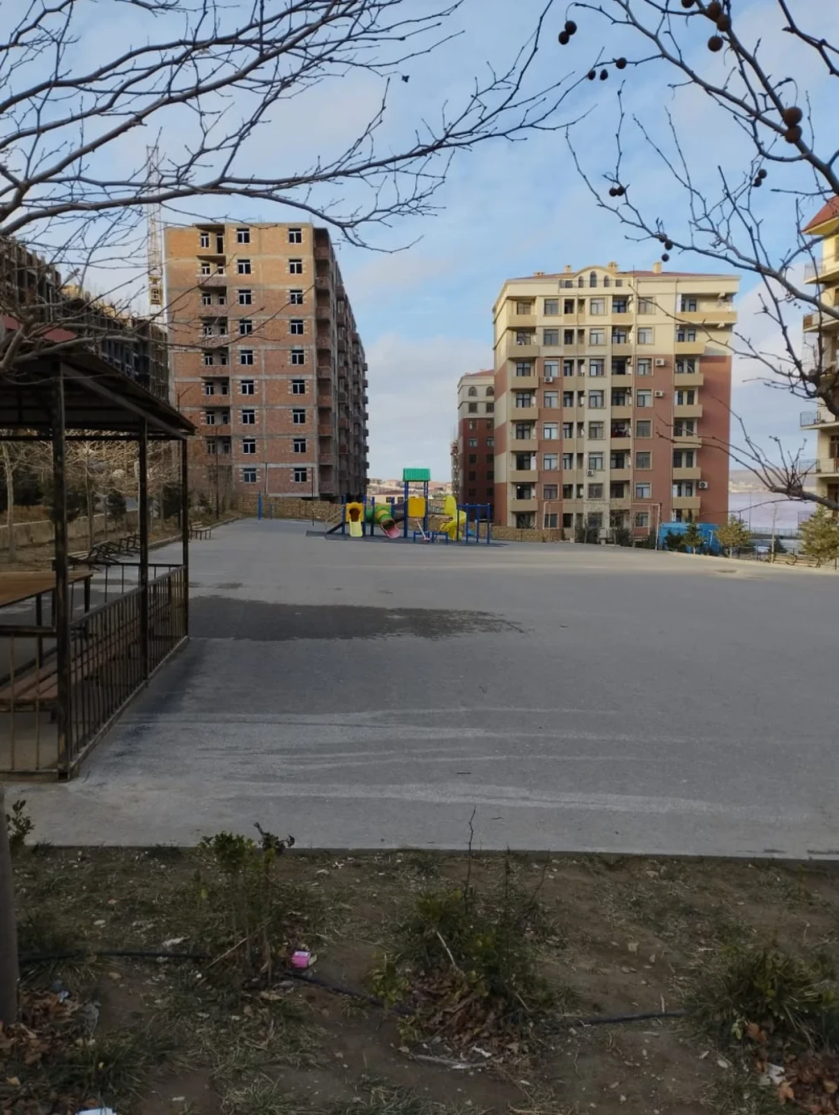 Satılır 3 otaqlı yeni tikili 75 m²