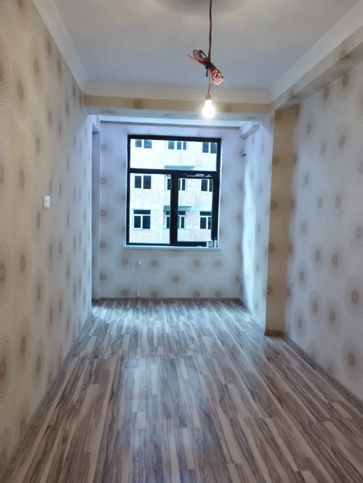 Satılır 3 otaqlı yeni tikili 75 m²
