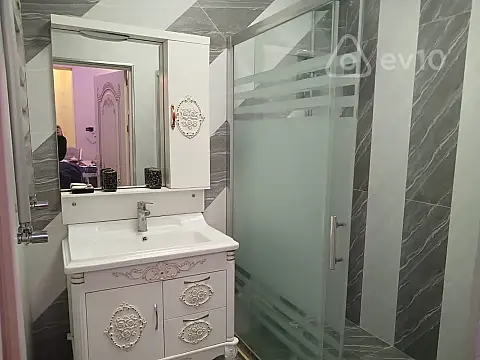 Kirayə verilir 3 otaqlı yeni tikili 114 m²