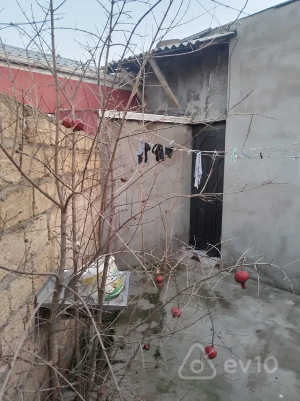 Satılır 4 otaqlı həyət evi 110 m²