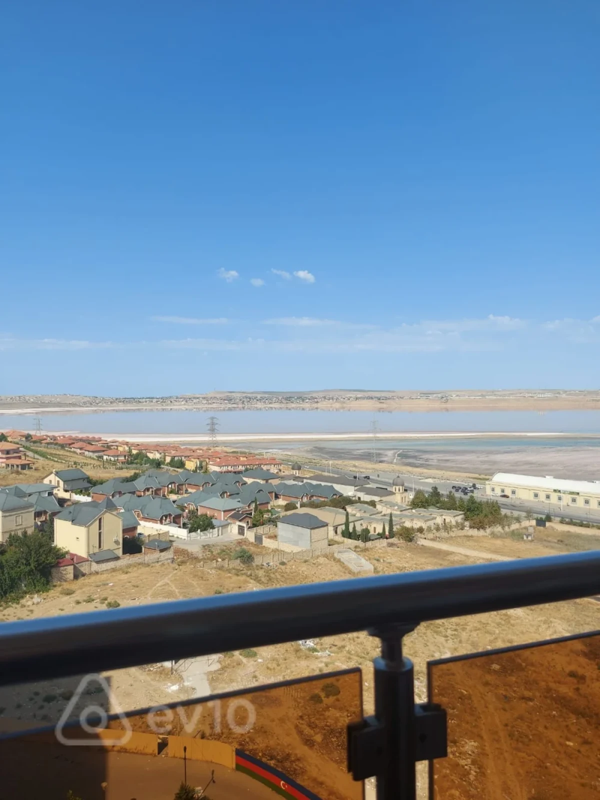 Satılır 2 otaqlı yeni tikili 60 m²