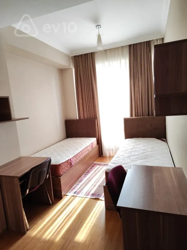 Kirayə verilir 3 otaqlı yeni tikili 121 m²