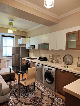 Kirayə verilir 3 otaqlı yeni tikili 121 m²