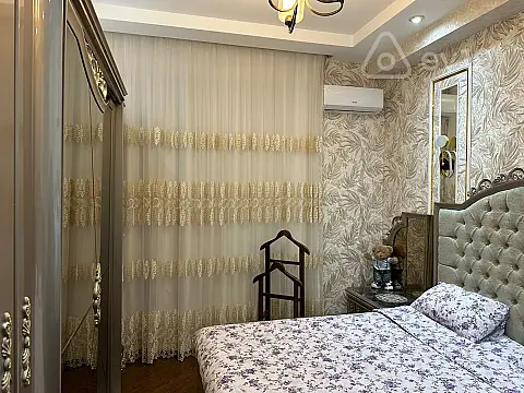 Satılır 3 otaqlı yeni tikili 137 m²