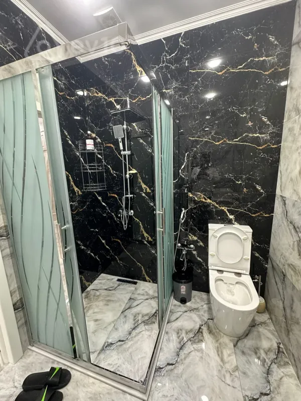 Satılır 3 otaqlı yeni tikili 137 m²