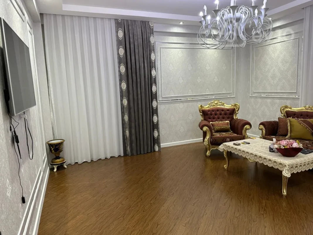 Satılır 3 otaqlı yeni tikili 137 m²