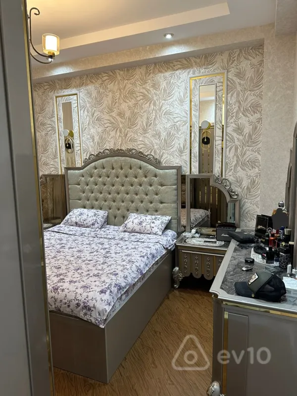 Satılır 3 otaqlı yeni tikili 137 m²