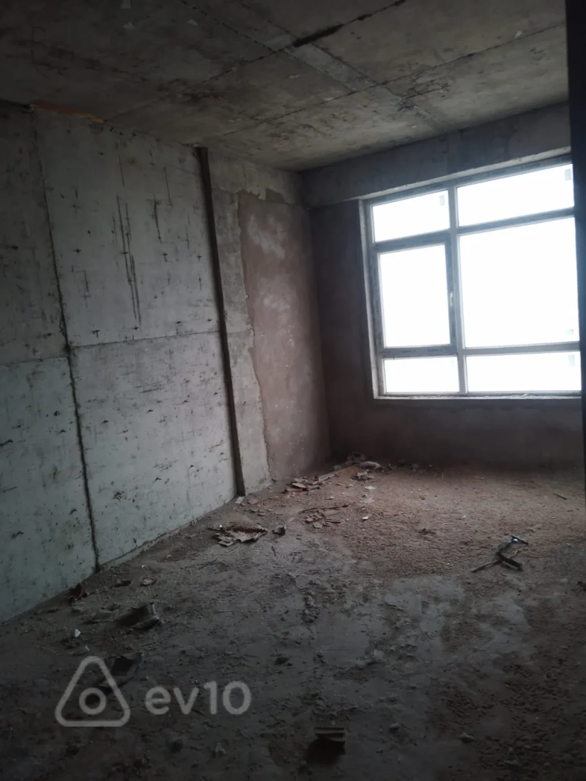 Satılır 3 otaqlı yeni tikili 137 m²