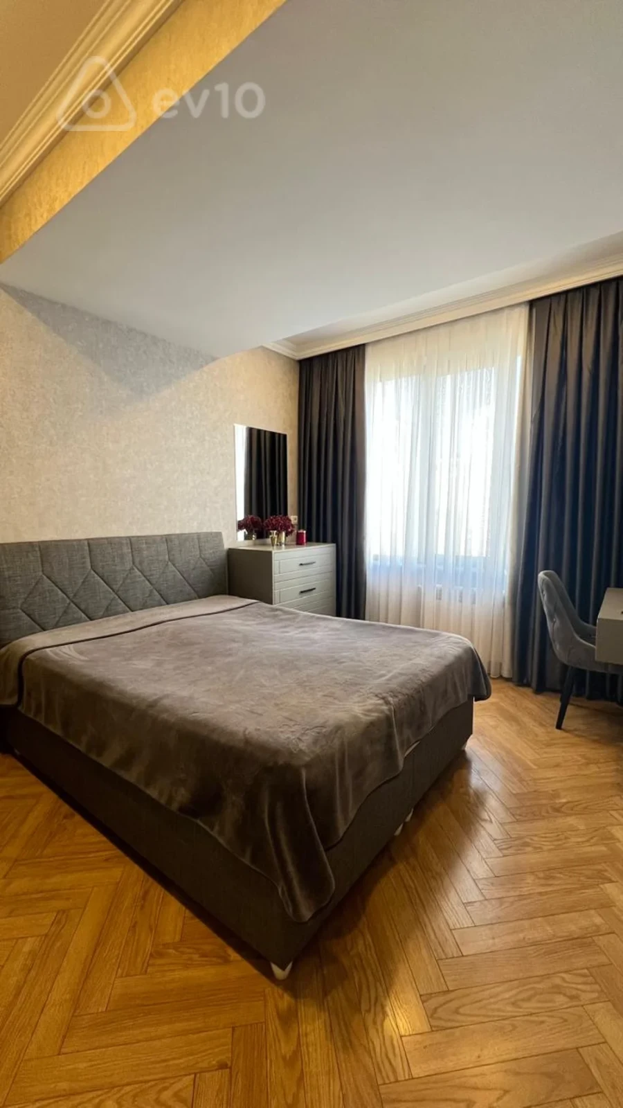 Satılır 2 otaqlı yeni tikili 71 m²