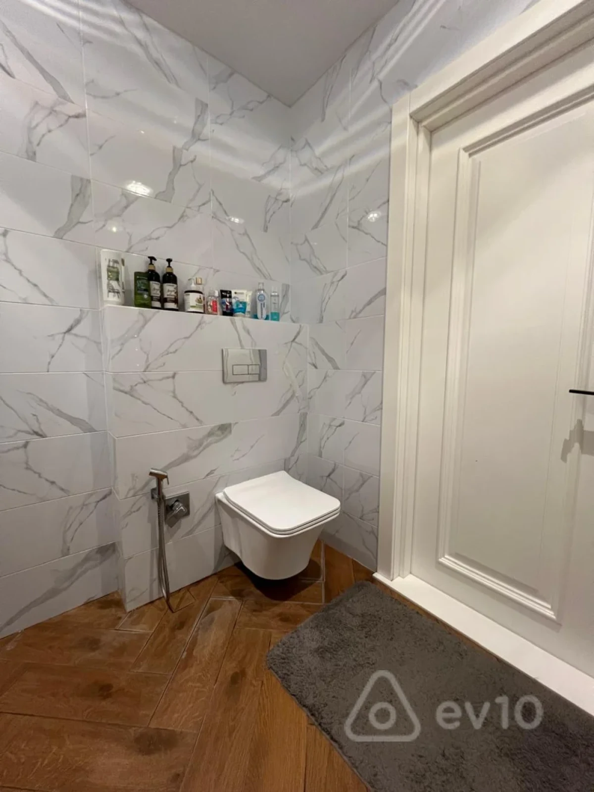 Satılır 2 otaqlı yeni tikili 71 m²