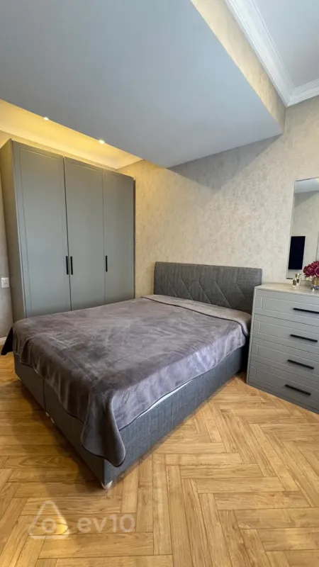 Satılır 2 otaqlı yeni tikili 71 m²