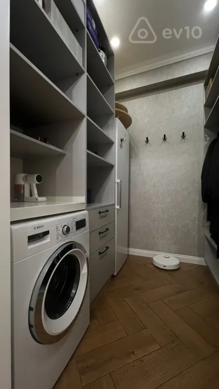 Satılır 2 otaqlı yeni tikili 71 m²