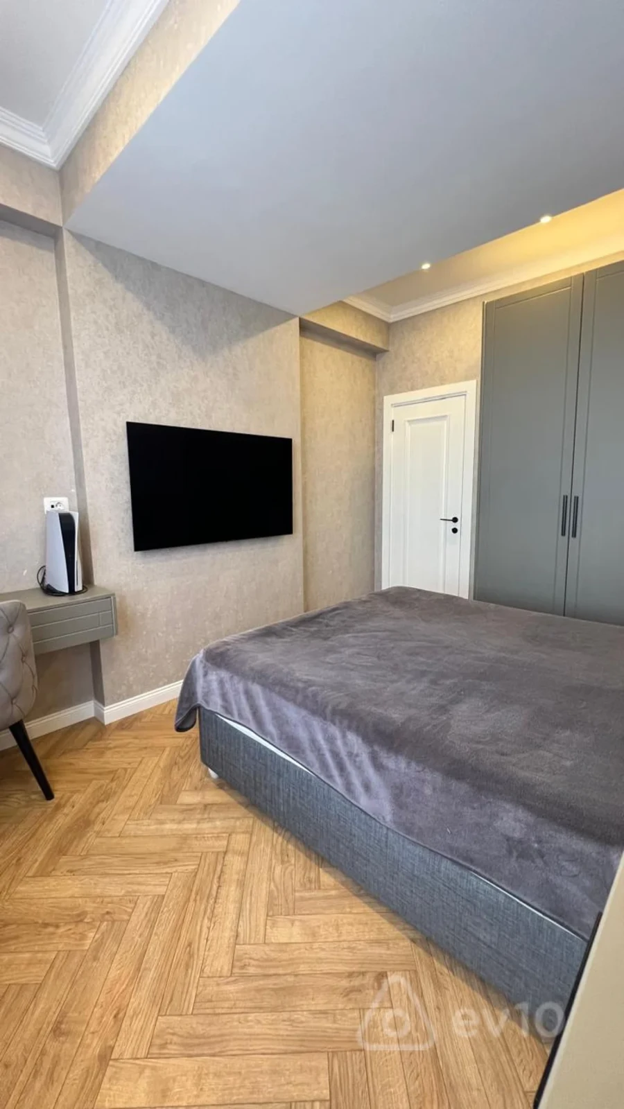 Satılır 2 otaqlı yeni tikili 71 m²