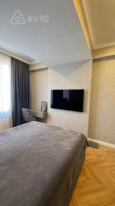 Satılır 2 otaqlı yeni tikili 71 m²