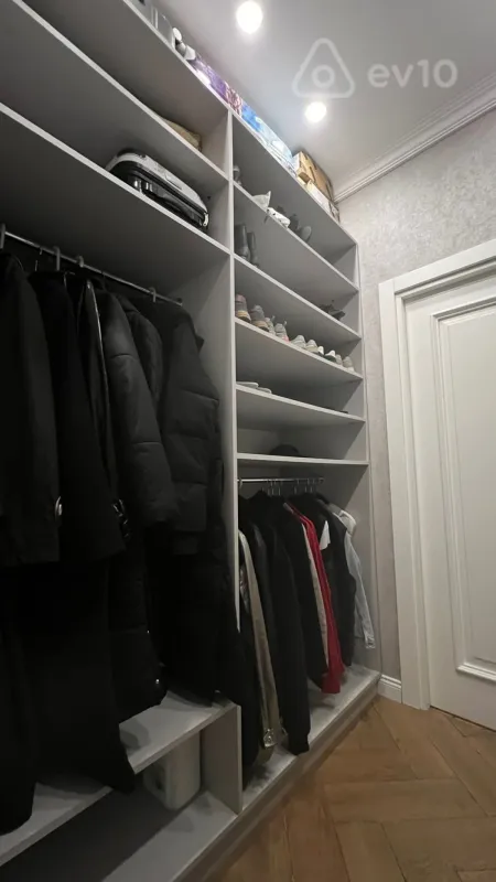 Satılır 2 otaqlı yeni tikili 71 m²