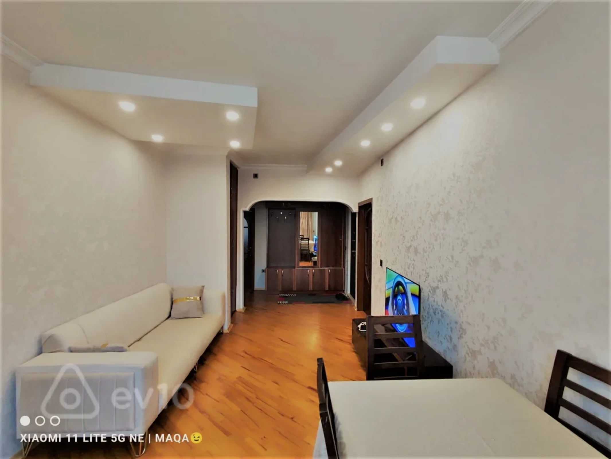 Satılır 4 otaqlı köhnə tikili 100 m²