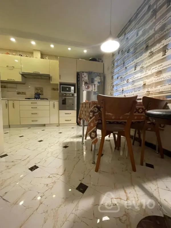 Satılır 5 otaqlı həyət evi 120 m²