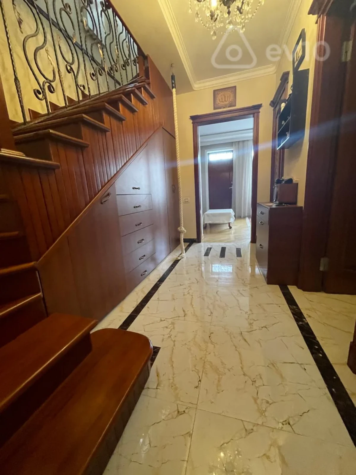 Satılır 5 otaqlı həyət evi 120 m²