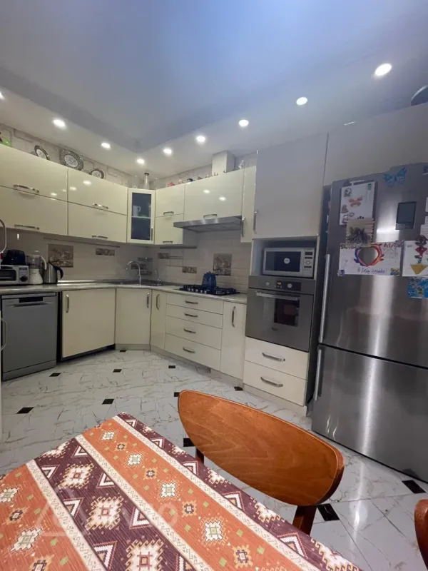 Satılır 5 otaqlı həyət evi 120 m²