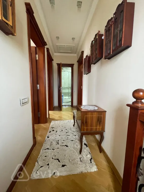 Satılır 5 otaqlı həyət evi 120 m²
