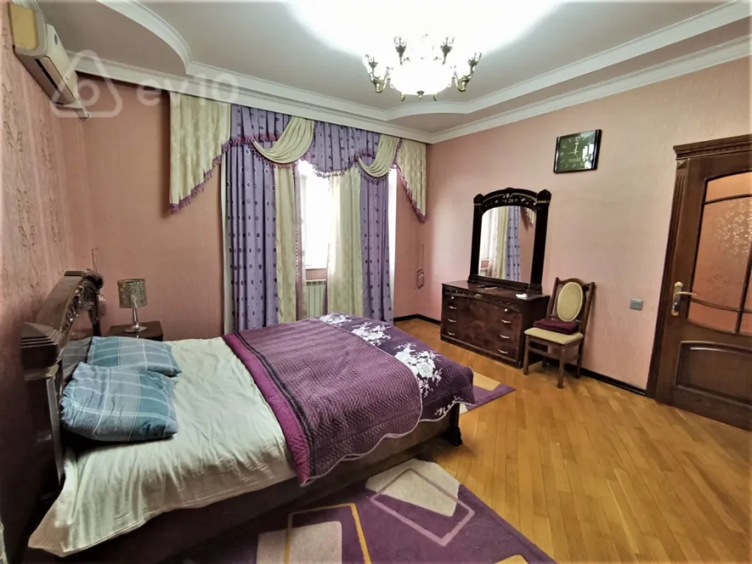 Satılır 4 otaqlı yeni tikili 170 m²