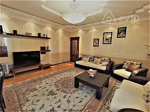 Satılır 4 otaqlı yeni tikili 170 m²