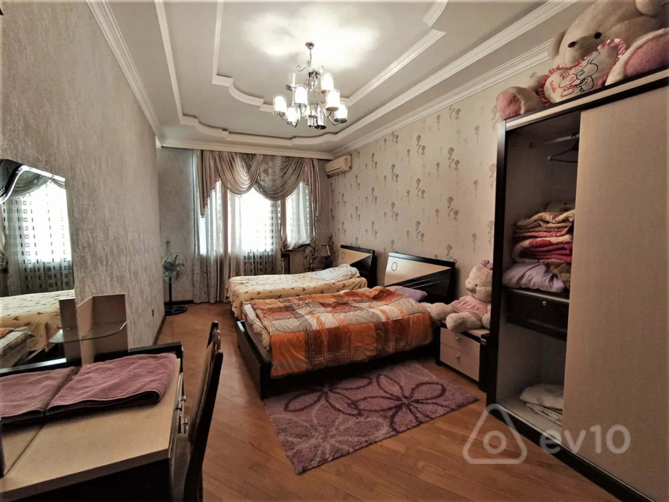 Satılır 4 otaqlı yeni tikili 170 m²