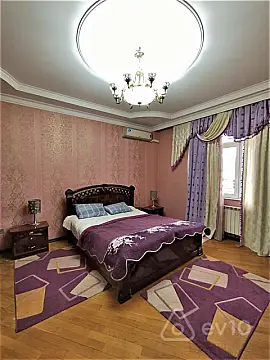 Satılır 4 otaqlı yeni tikili 170 m²