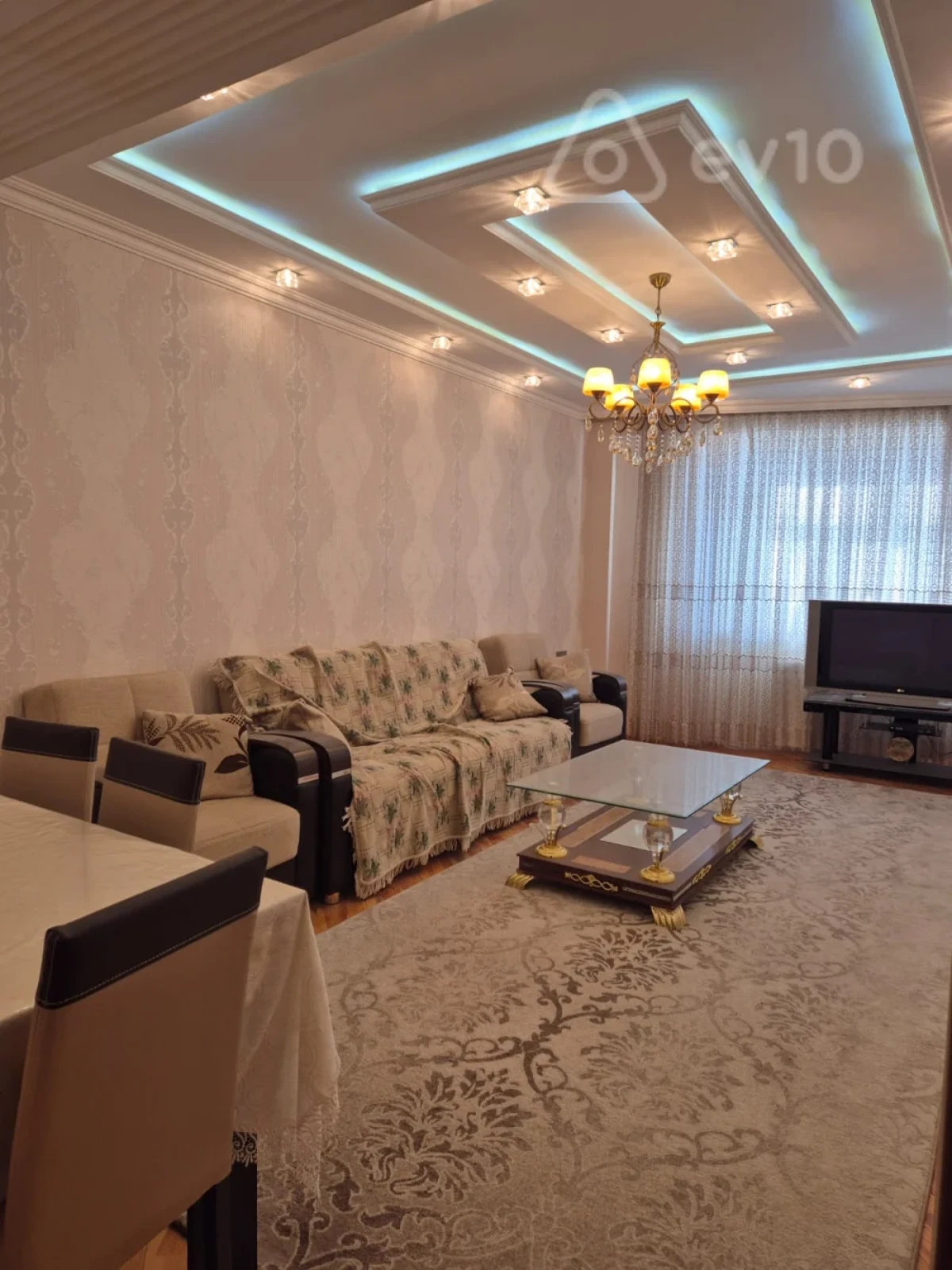 Satılır 2 otaqlı yeni tikili 72 m²