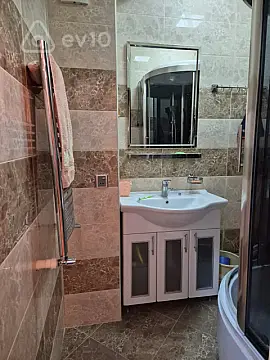 Satılır 2 otaqlı yeni tikili 72 m²