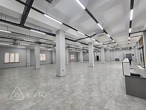 Kirayə verilir mənzil 1100 m²