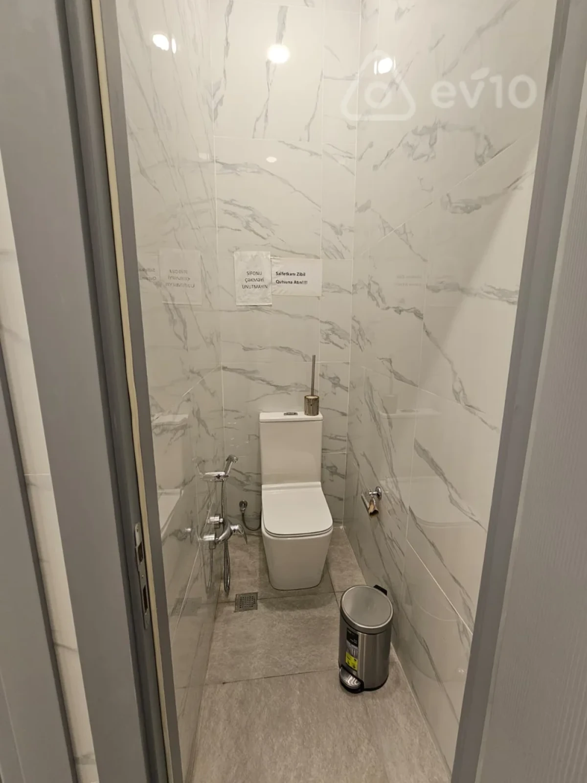 Kirayə verilir mənzil 1100 m²