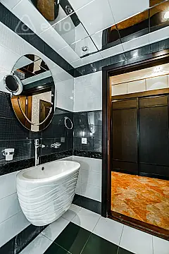 Kirayə verilir 4 otaqlı yeni tikili 250 m²