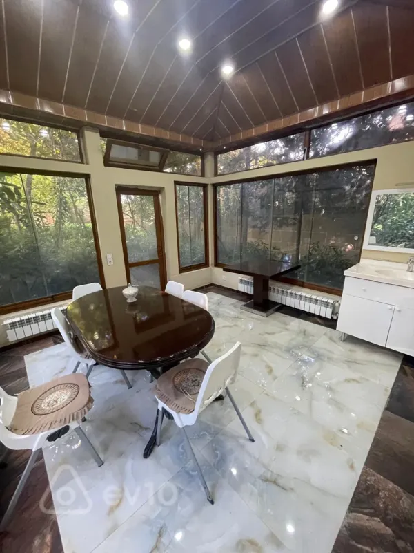 Satılır 8 otaqlı həyət evi 500 m²