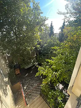 Satılır 8 otaqlı həyət evi 500 m²