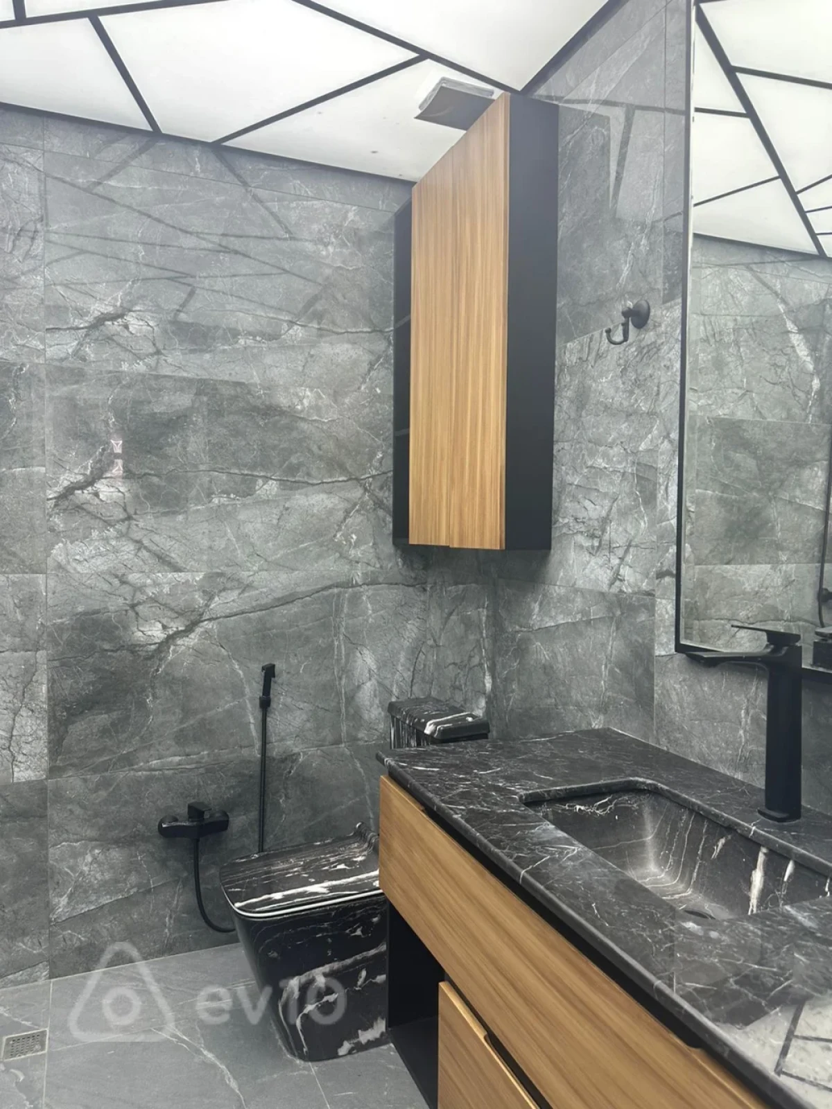 Satılır 3 otaqlı yeni tikili 112 m²