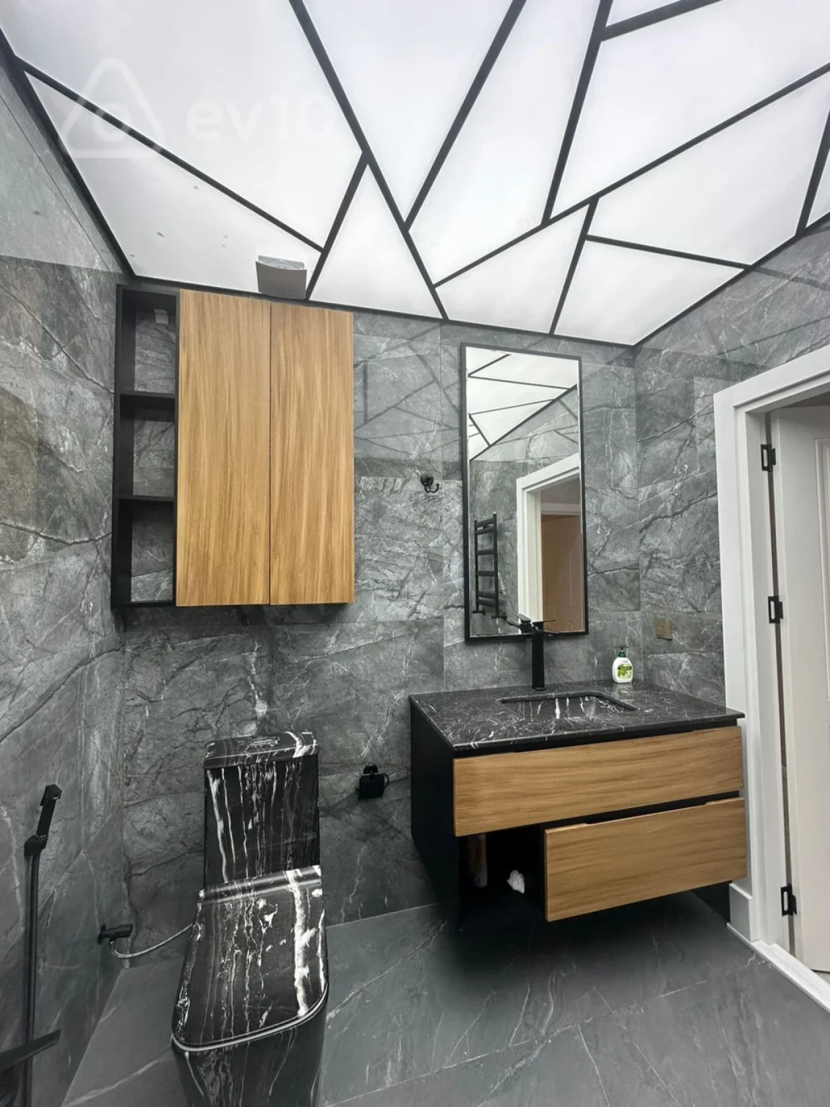 Satılır 3 otaqlı yeni tikili 112 m²