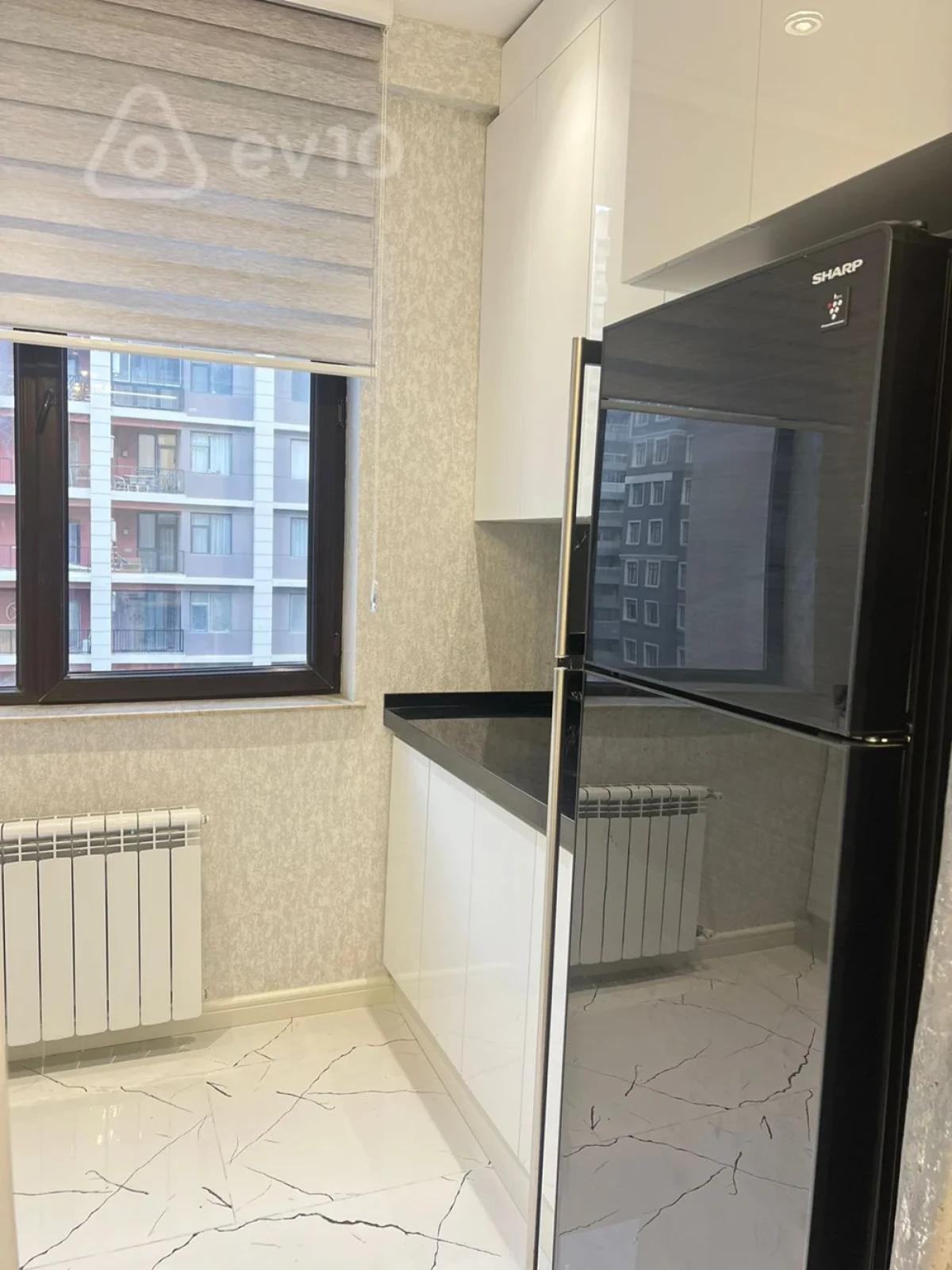 Kirayə verilir 2 otaqlı yeni tikili 70 m²