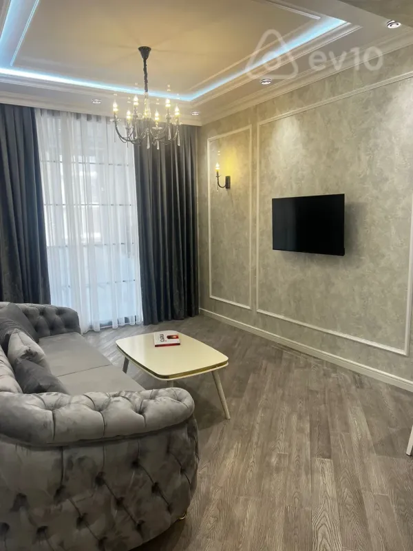 Kirayə verilir 2 otaqlı yeni tikili 70 m²